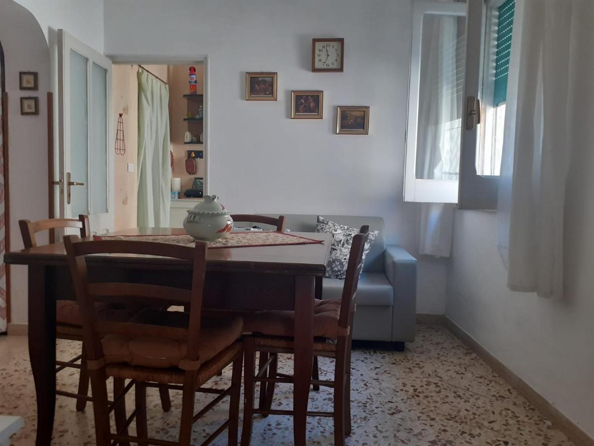 הוילה מזרה דל ואלו A Due Passi Dal Centro מראה חיצוני תמונה